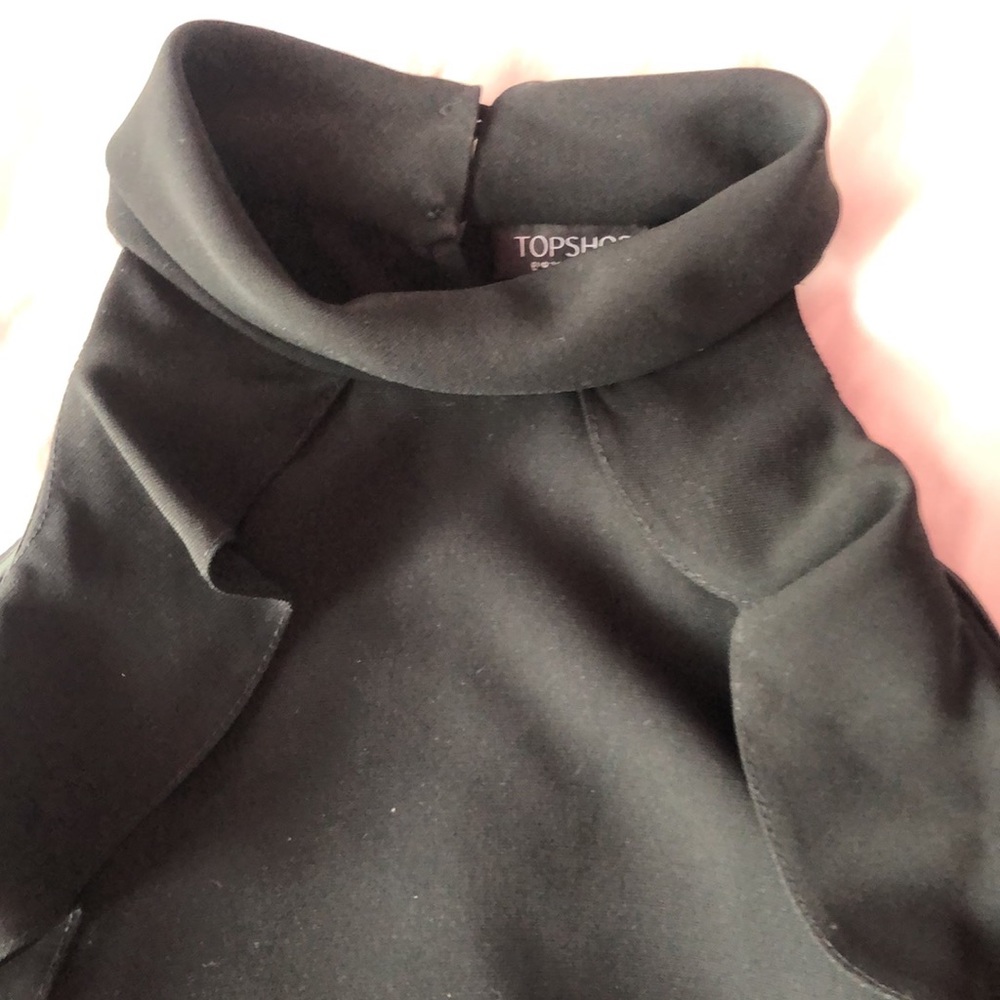 Topshop Ruffle Cold Shoulder Top - Picture 4 of 8